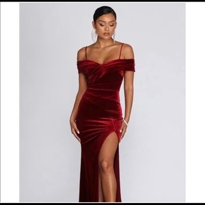 CHRISTIANA VELVET FORMAL DRESS